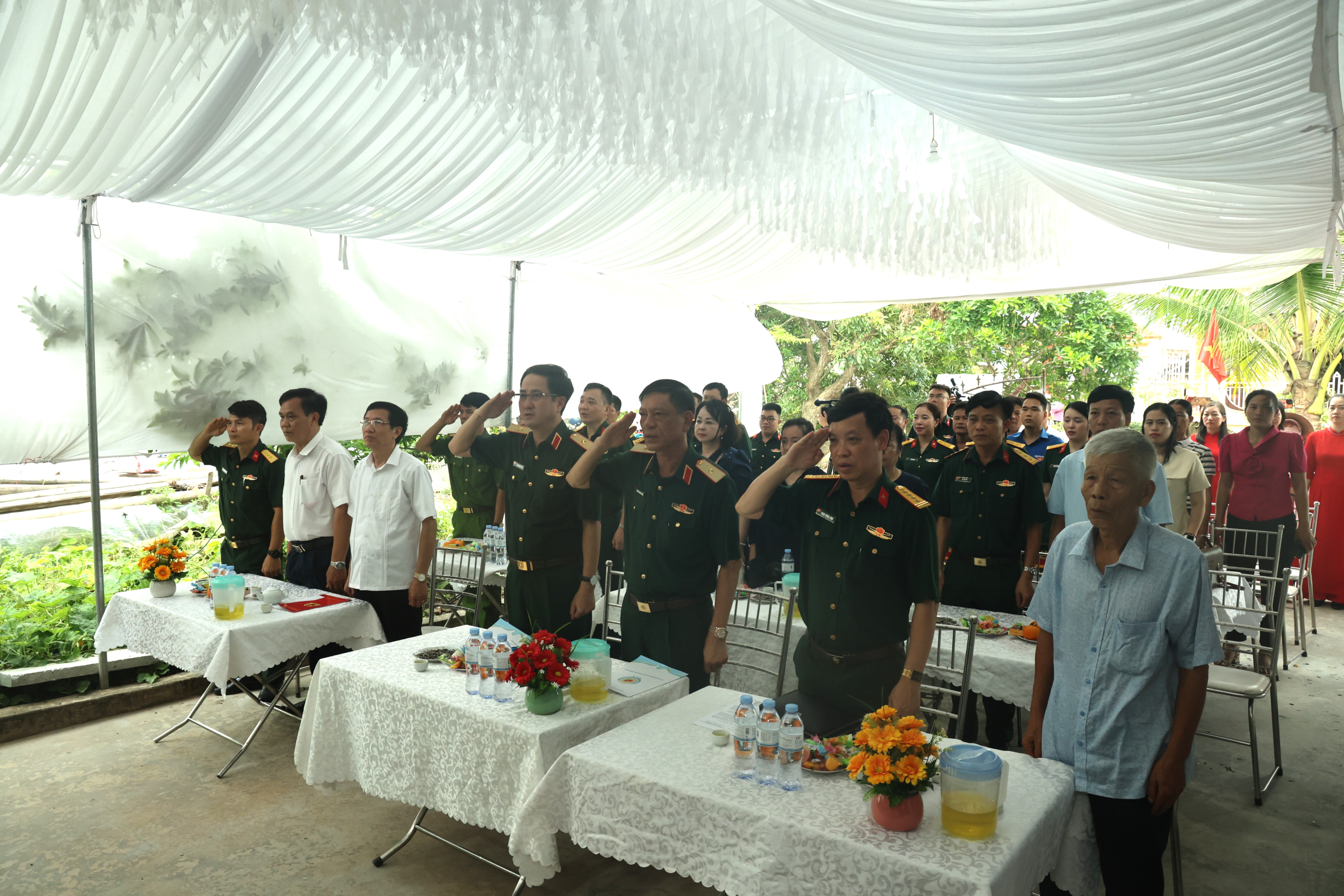 /UploadStore/admin/250618 Tang nha tinh nghia/001.jpg